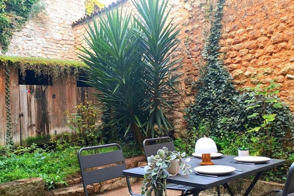 Le Patio - Cinelodge Avec Jardin Поатие Екстериор снимка