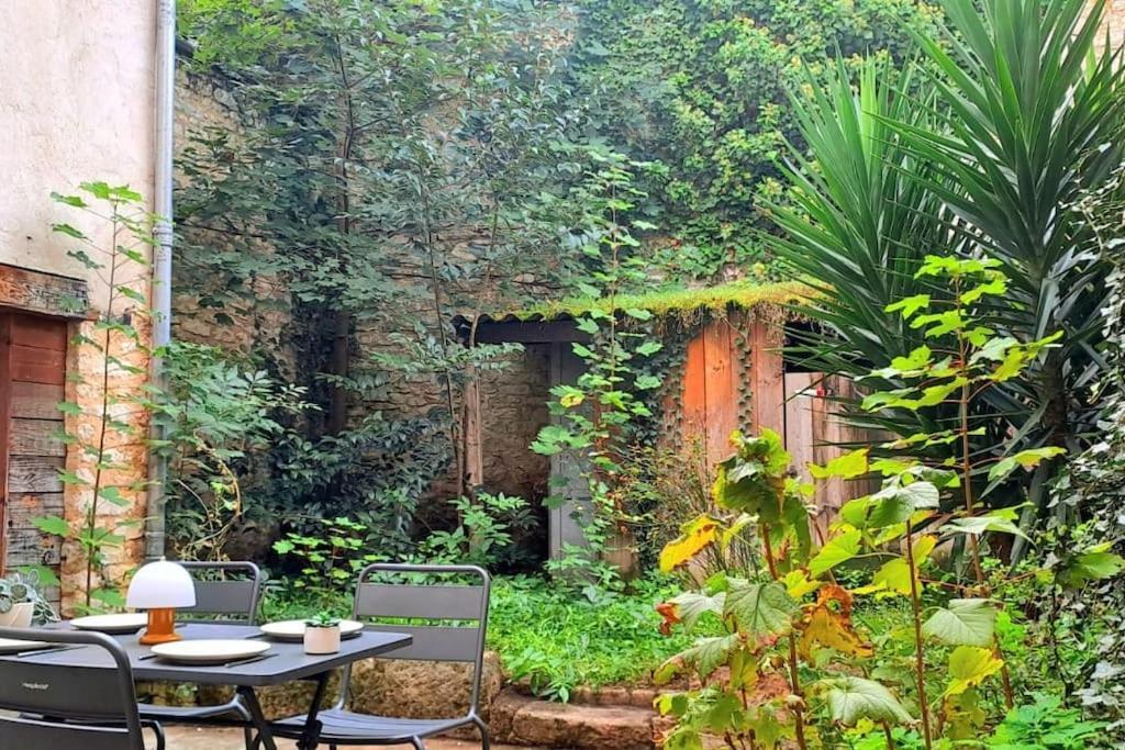 Le Patio - Cinelodge Avec Jardin Поатие Екстериор снимка